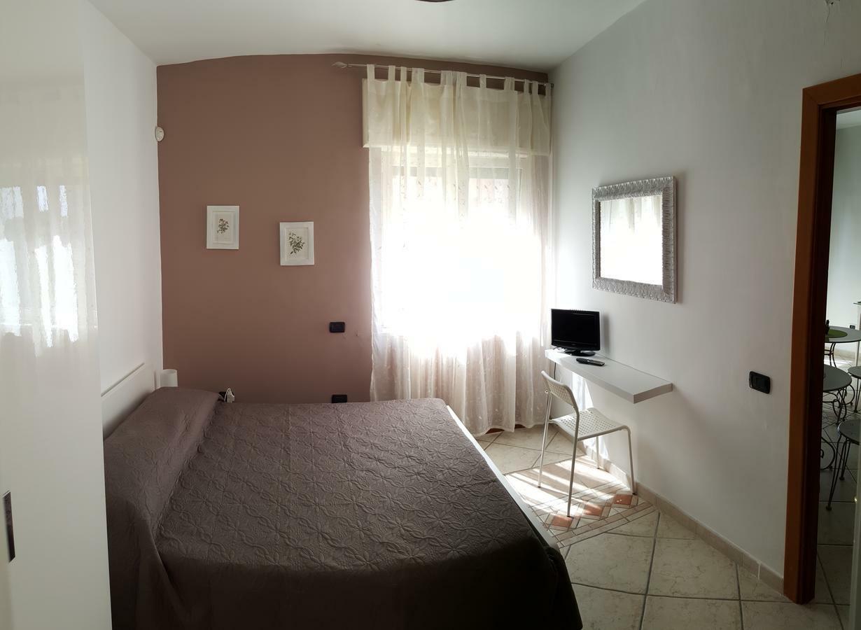B&B Aminei Metro Napoli Bagian luar foto